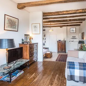 Classy 17th C Canalhouse 3*, Amsterdam Netherlands